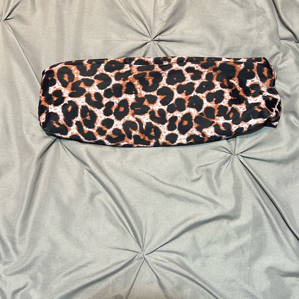 Cheetah swim top Bandou size small